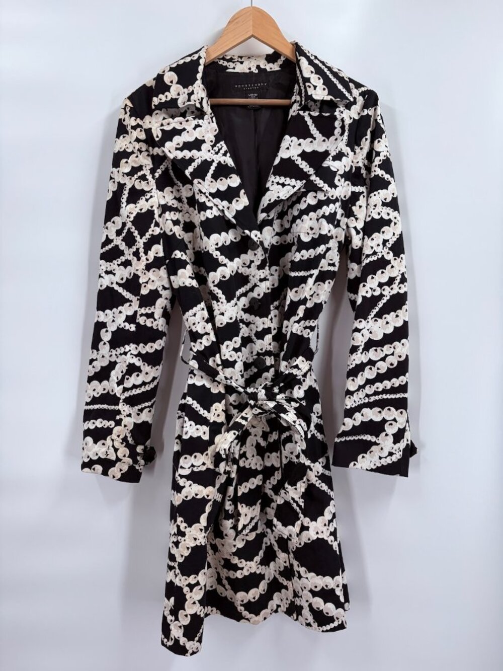 Apostrophe Trench XL Black And White Pearl Mob Boss Mafia Wife Old Money Duster